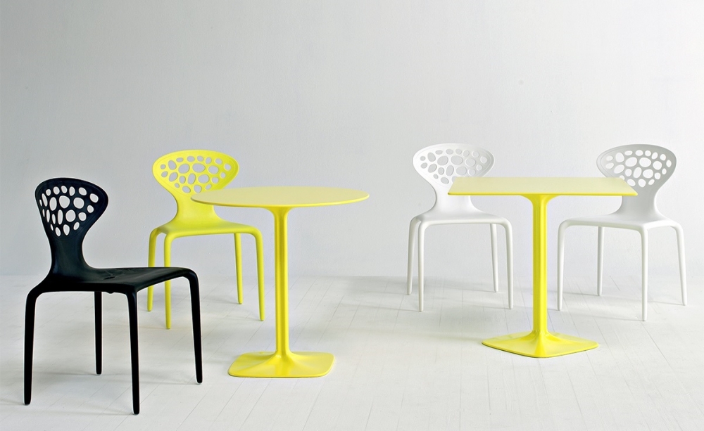 SUPERNATURAL LOW TABLE BY ROSS LOVEGROVE, 2005
