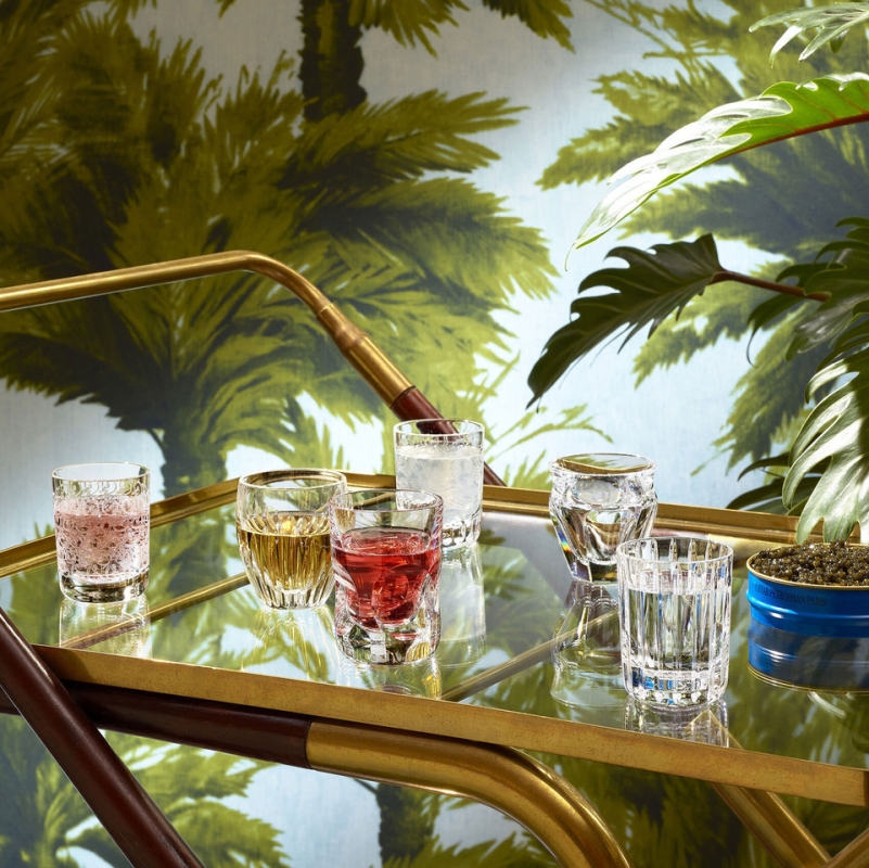 EVERYDAY LES MINIS. Holding delicious entr√©es to splendidly dress every dinner table or as an after dinner drink glass to end a lovely evening, the MINISare the ideal ornaments to exceptional moments in life.  Miniature versions of six of the House's emblematic glasses, ‚ÄúLES MINIS‚Äù will add a new dimension to your receptions with brilliance and true style. This set contains 6 mini Tumblers: a mini HARMONIE, mini ROHAN R, mini PARMA, mini ORIO , mini TALLEYRAND  and a mini MASSENA.
