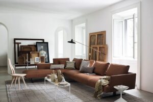 SOFA HIRO BY DAMIAN WILLIAMSON 2018 , CHAIR FENIS BY CARLO MOLLINO 1959