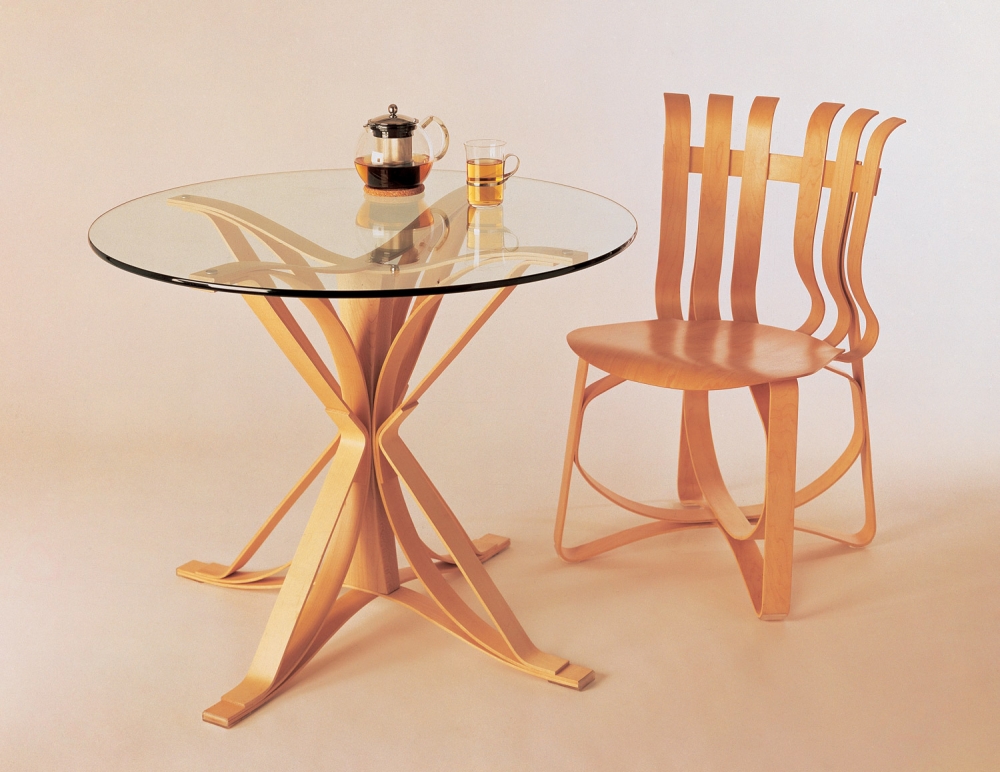 FACE OFF TABLE BY FRANK GEHRY 1990
