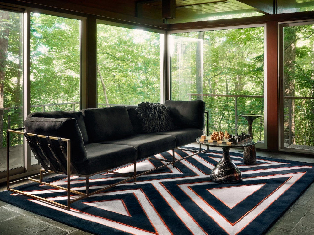 AKIMBO I RUG OF 91 % WOOL AND 9 % SILK BY EDWARD FIELDS
