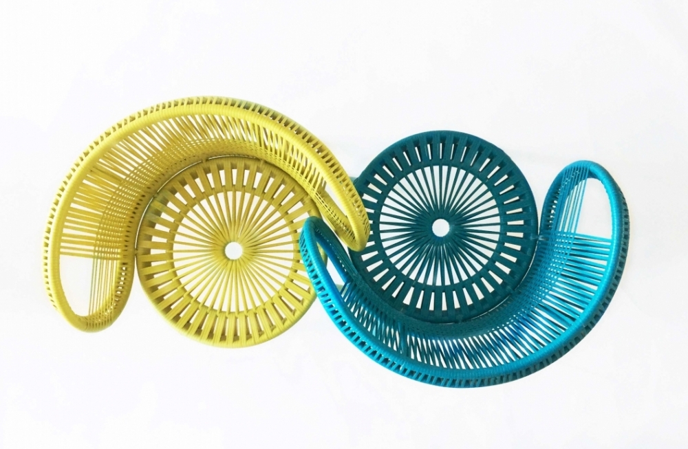 CIRQL by WERNER AISSLINGER - The CIRQL collection is available in exciting and varied colors: onyx, bluestone, jade or ginger
