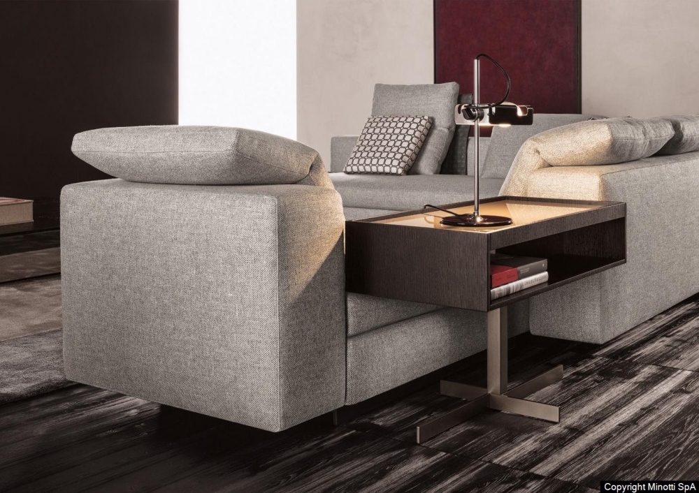 CLOSE side table by RODOLFO DORDONI