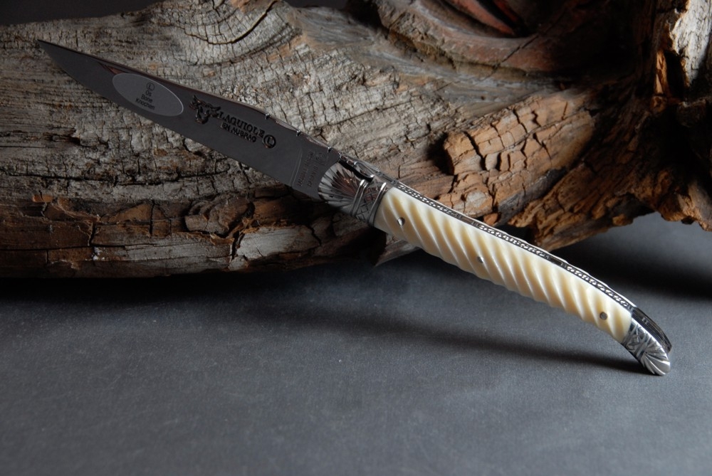 STEAK KNIFE