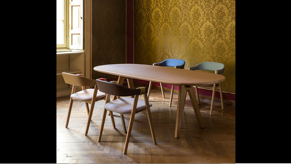 MATHILDA TABLE BY PATRICIA URQUIOLA, 2017