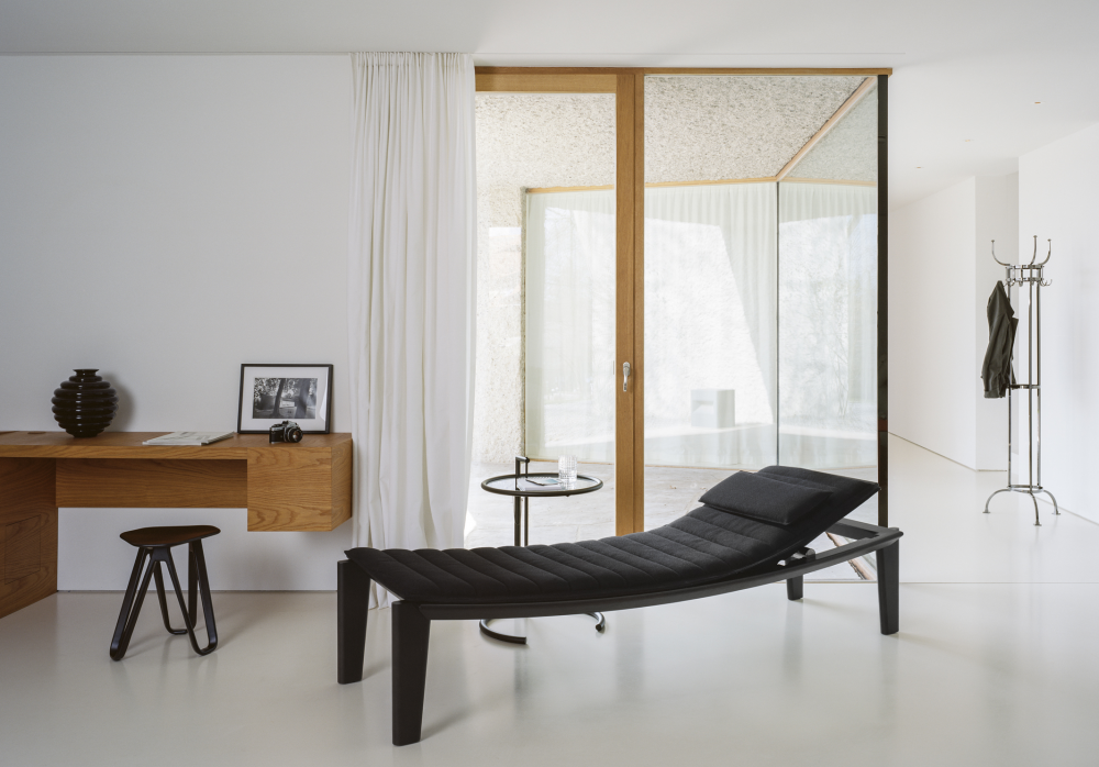 ULISSE DAYBED BY KONSTANTIN GRCIC 2016